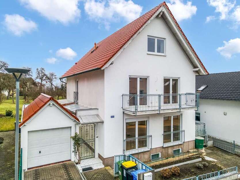 Haus zum Kaufen in Lich 735.000 € 217 m²