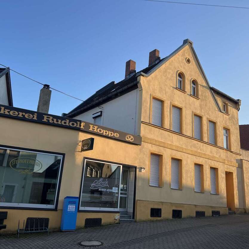 Haus zum Kaufen in Plötzkau 80.000 € 330 m²