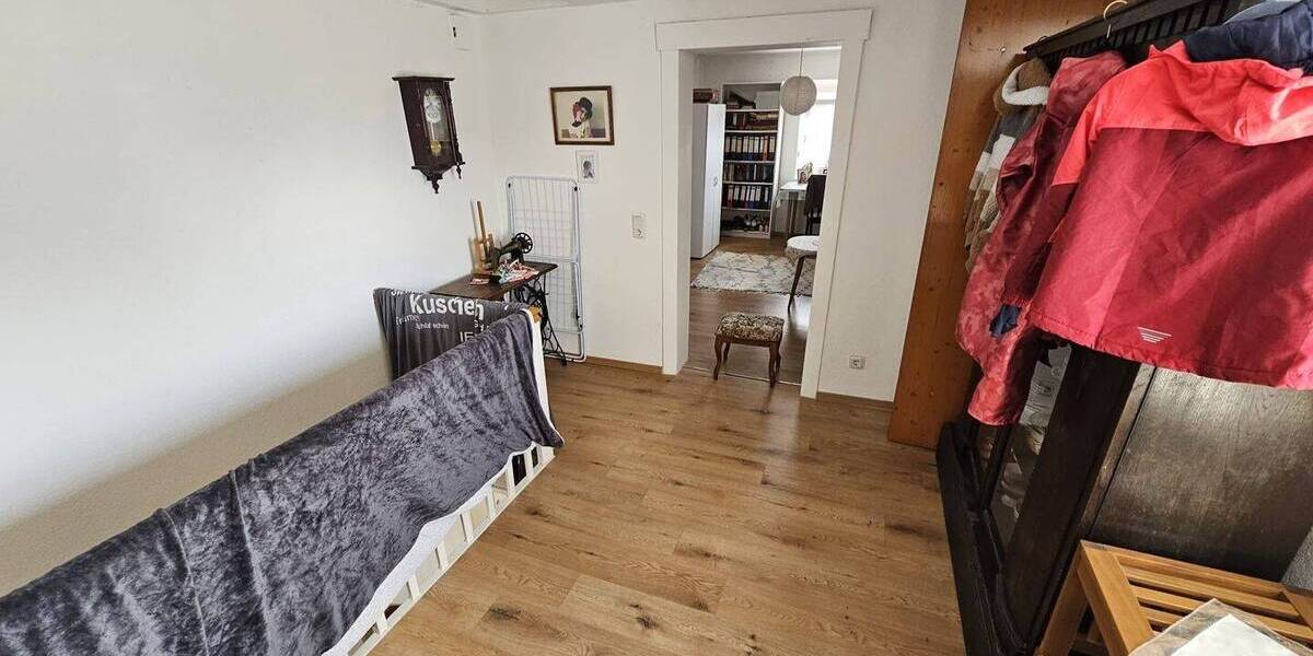 Mehrfamilienhaus, Wohnhaus Schwalbach - 9 Zimmer, 239.000&euro; | Angebot:26204337