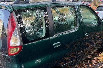 Toyota Yaris 280.000 km 2.500 € Bochum 44866