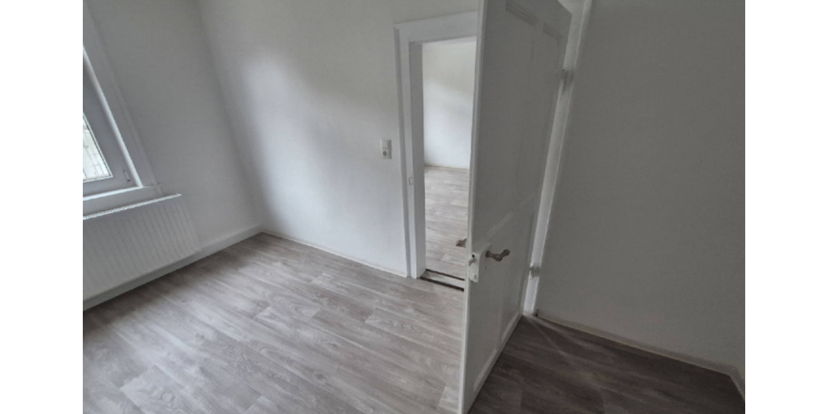 Etagenwohnung Ohrdruf - 3 Zimmer, 70 m&sup2;, 575&euro; | Angebot:22989592