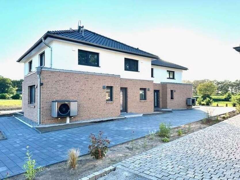 Haus zum Kaufen in Düdenbüttel 479.000 € 133 m²