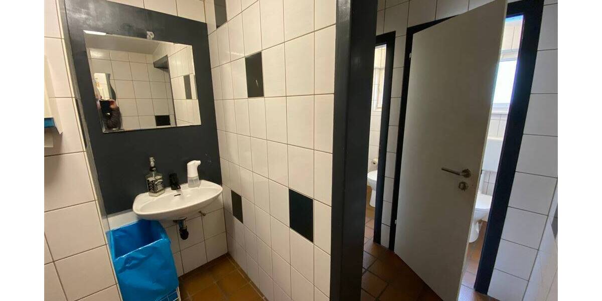 Gewerbeobjekt Schmallenberg - 5 Zimmer, 345 m&sup2;, 267.000&euro; | Angebot:24098177