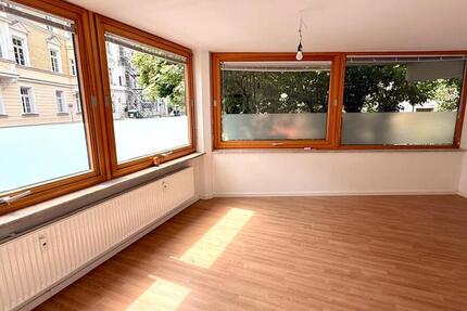 Wohnung München Schwabing-Freimann - 1.5 Zimmer, 39 m&sup2;, 1.700&euro; | Angebot:26662106