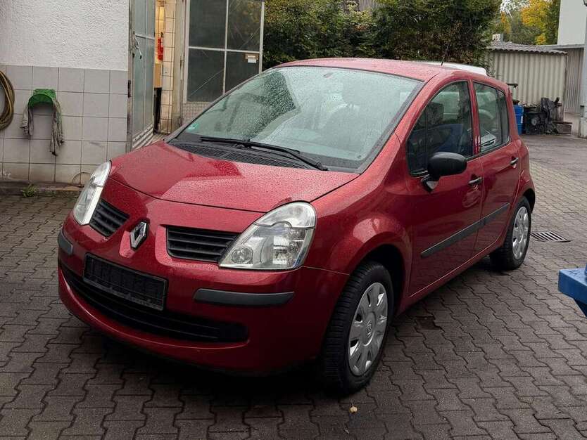 Renault Modus 170.000 km 2.000 € München 81669