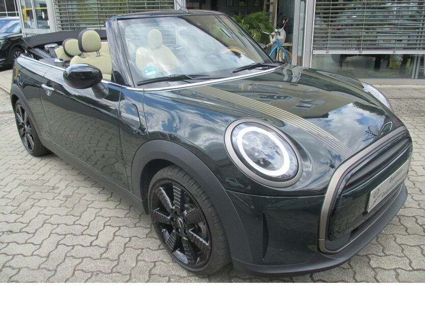 Mini Cooper Cabrio 31.850 km 28.280 € Erlangen 91052