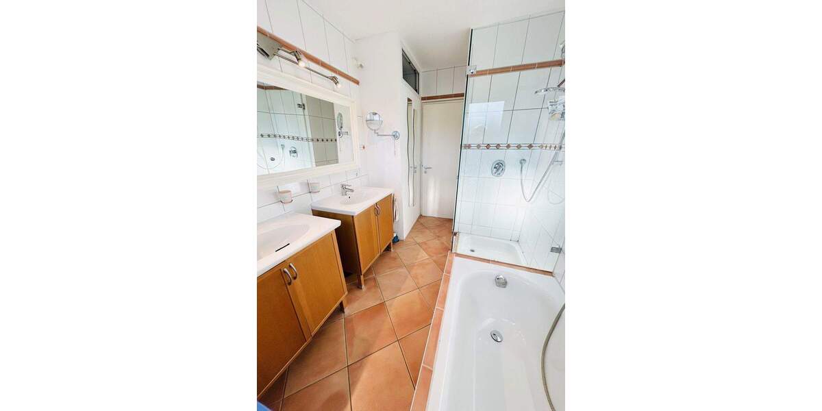 Etagenwohnung Remshalden Grunbach - 4 Zimmer, 109 m&sup2;, 398.000&euro; | Angebot:24647739