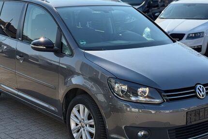 VW Touran 211.000 km 4.250 &euro; Lahr 77933