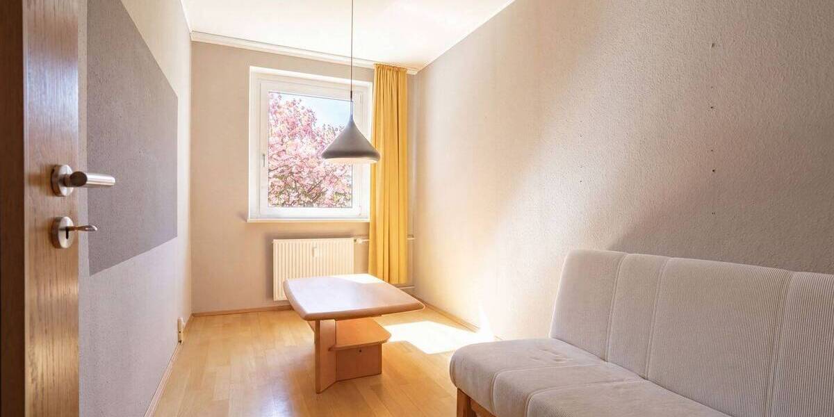 Etagenwohnung Rostock Südstadt - 3 Zimmer, 62 m&sup2;, 172.500&euro; | Angebot:26833342