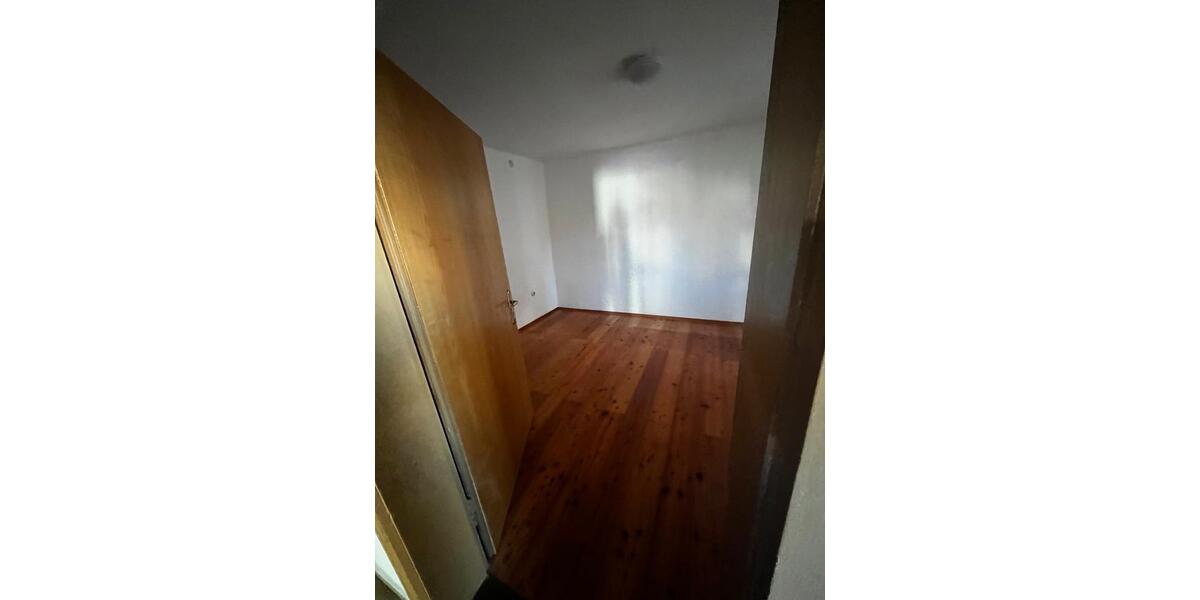 Einfamilienhaus Pappenheim - 6 Zimmer, 180 m&sup2;, 1.600&euro; | Angebot:26102330