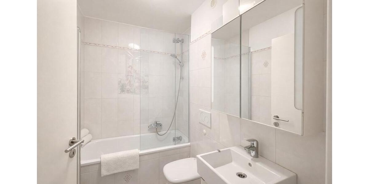 Etagenwohnung Wiesbaden Biebrich - 4 Zimmer, 89 m&sup2;, 399.000&euro; | Angebot:26779494