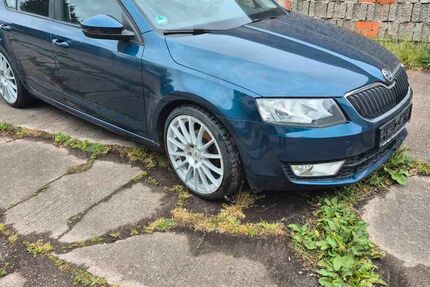 Skoda Octavia 119.900 km 7.400 &euro; Erfurt 99092