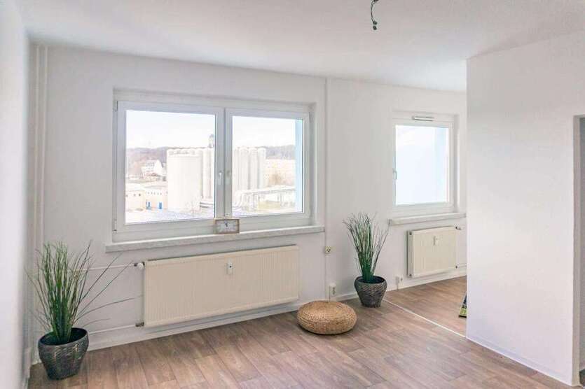Wohnung zum Mieten in Chemnitz 221 € 32.36 m²