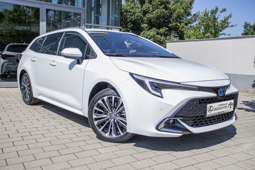 Toyota Corolla 15.630 km 28.990 € Stadtbergen 86391