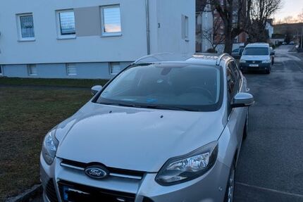 Ford Focus 141.500 km 3.900 &euro; Hof 95028