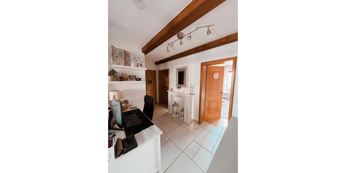Etagenwohnung Weißenburg in Bayern - 4.5 Zimmer, 106 m&sup2;, 355.000&euro; | Angebot:26786253