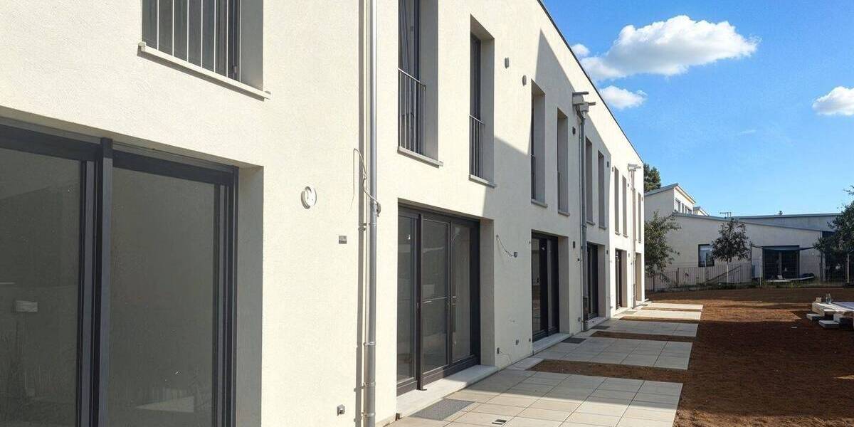 Neubau! - In Nußloch 2 attraktive Reihenendhäuser mit Garten- und Dachterrasse 5 zimmer