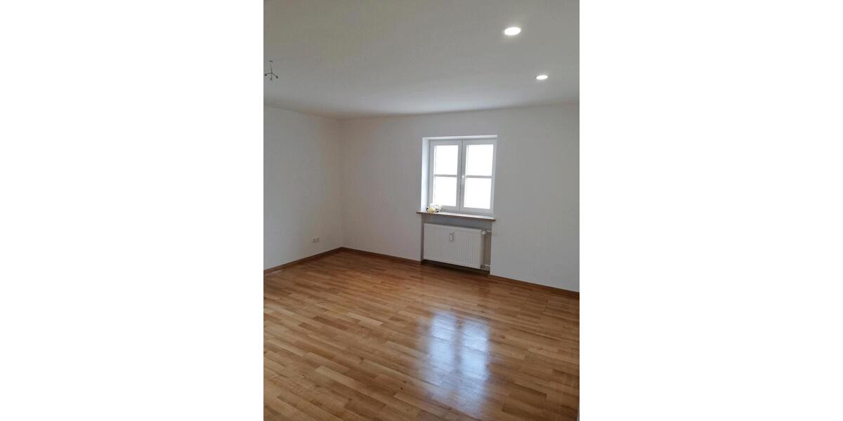 Etagenwohnung Untergriesbach - 3 Zimmer, 85 m&sup2;, 750&euro; | Angebot:24747319