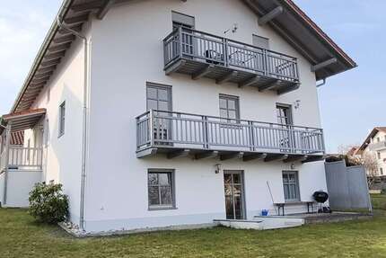 Haus Schöllnach - 9 Zimmer, 265 m&sup2;, 545.000&euro; | Angebot:26215947