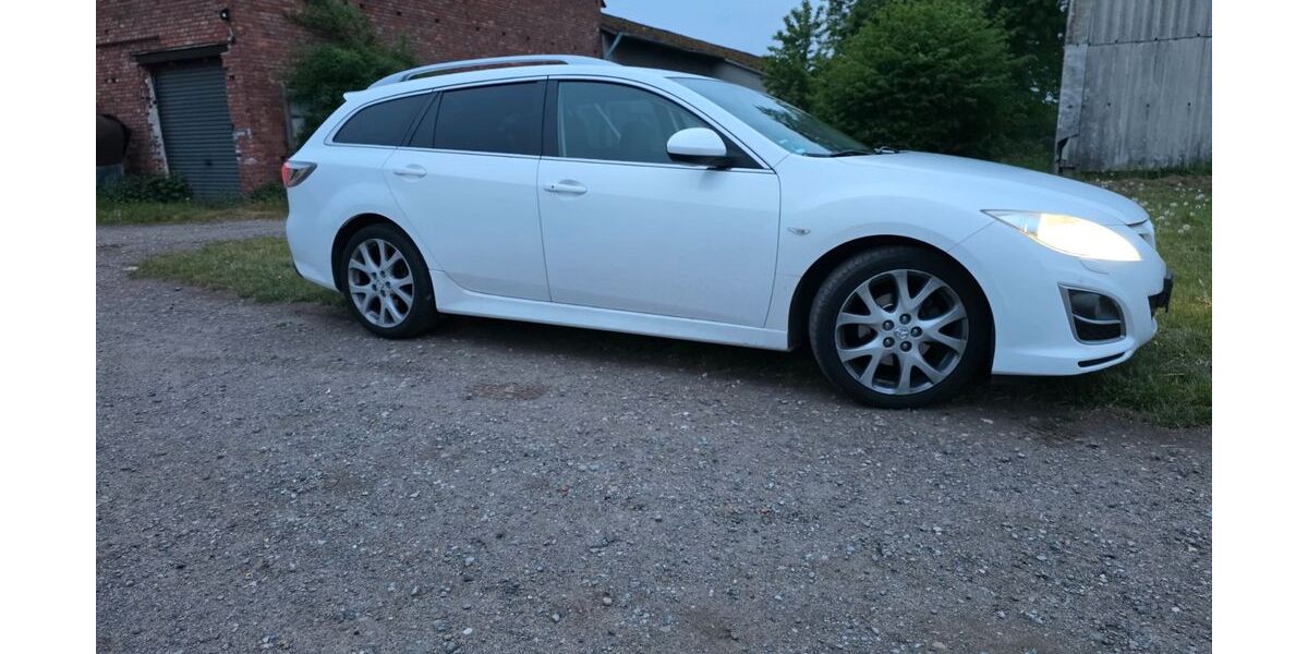 Mazda 6 207.000 km 3.250 &euro; Peine 31224