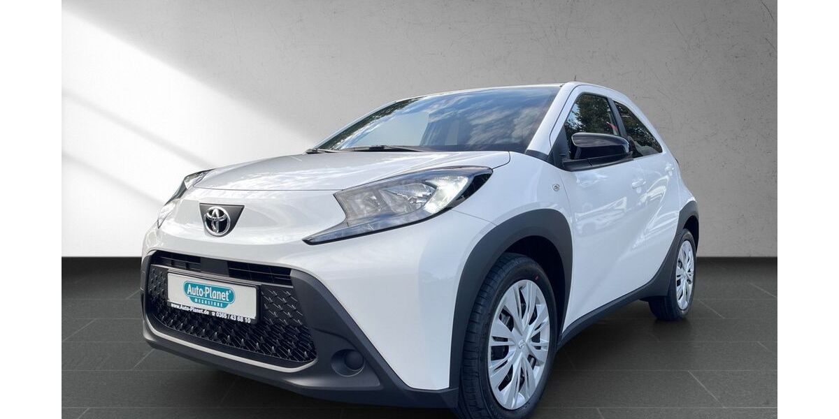 Toyota Aygo (X) 4.800 km 16.990 &euro; Gera 07554