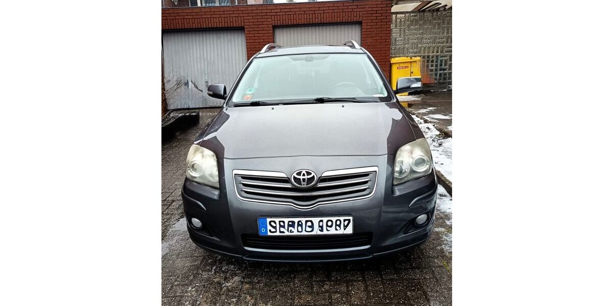 Toyota Avensis 273.060 km 2.100 &euro; Lengerich 49525