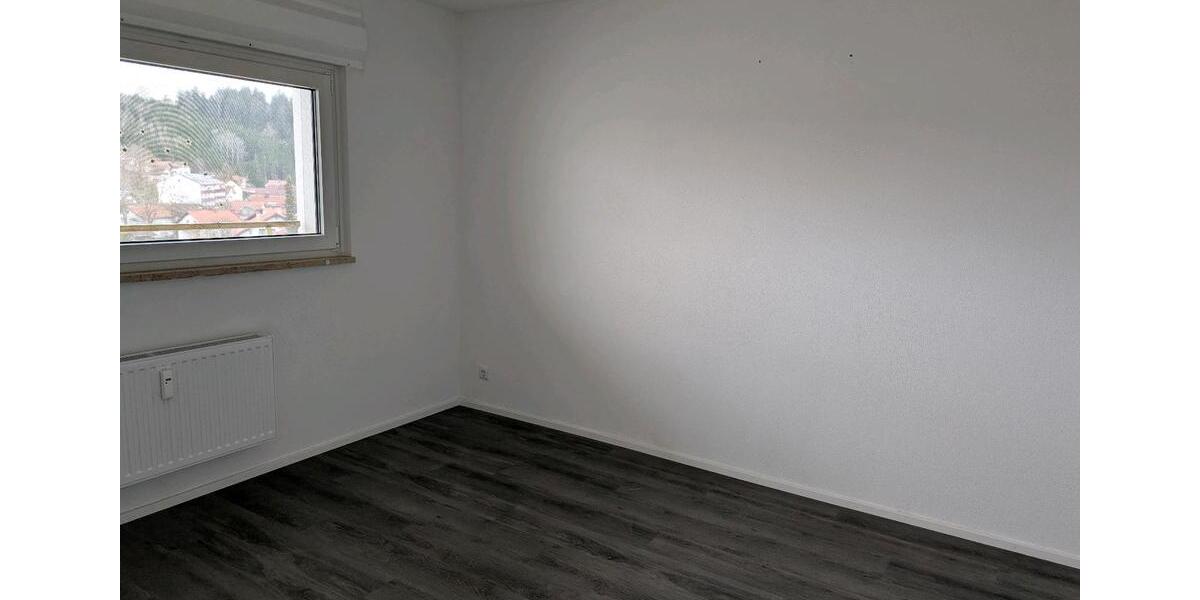 Etagenwohnung Durach - 3 Zimmer, 90 m&sup2;, 370.000&euro; | Angebot:26897680