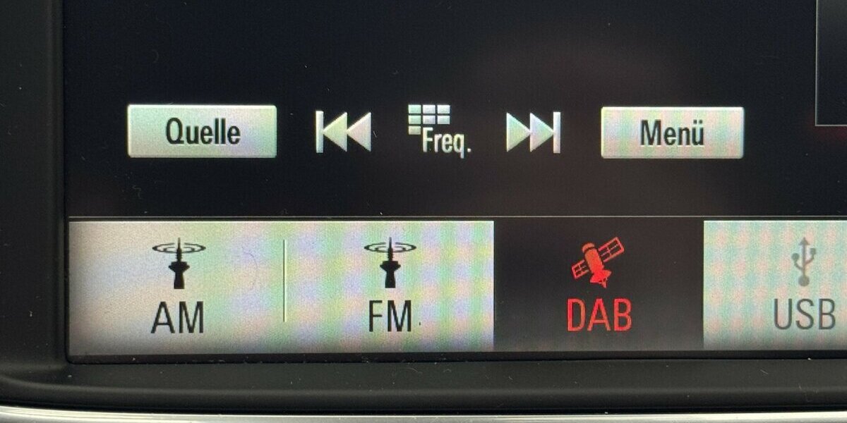 Opel Crossland Edition 1.2 LED Carplay Tempomat 35.600 km 12.120 &euro; Lich 35423
