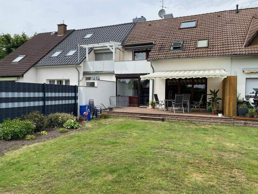Großzügiges Reihenmittelhaus mit Garten & Garage in zweiter Reihe am Mittellandkanal 5 zimmer