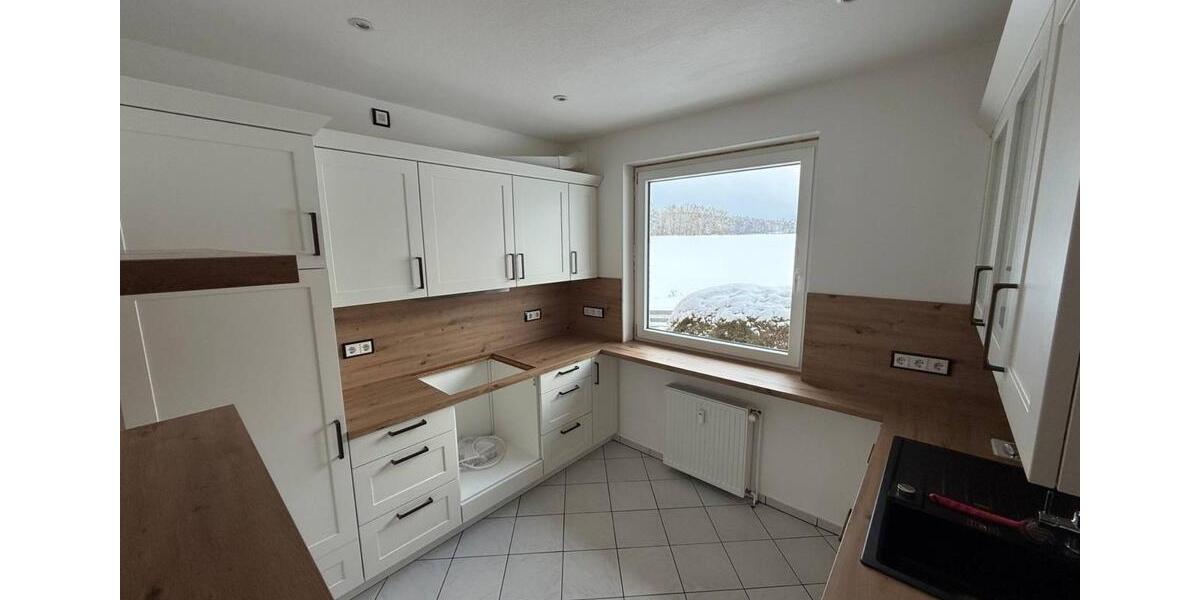 3-Zi. Wohnung in ruhiger Lage mit weitem landschaftlichen Blick 3 zimmer