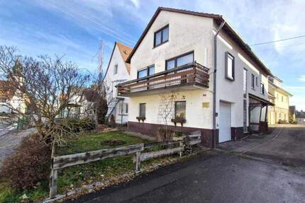 Haus Nagold-Hochdorf Hochdorf - 8 Zimmer, 191 m&sup2;, 362.000&euro; | Angebot:25745176