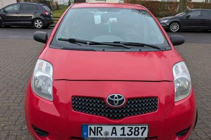 Toyota Yaris 188.000 km 2.300 &euro; Neuwied 56564