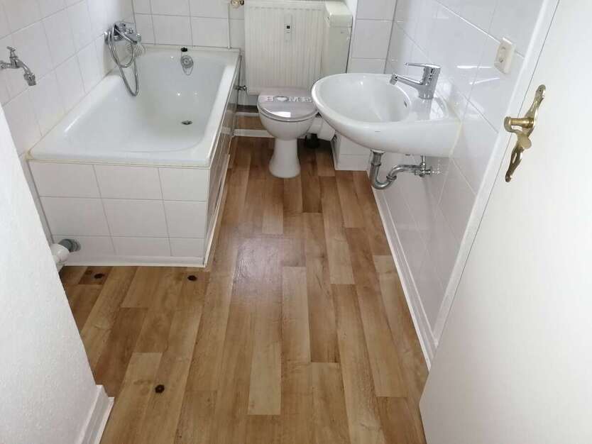Renovierte 4 Zimmer Wohnung mit EBK in der Waldsiedlung 4 zimmer