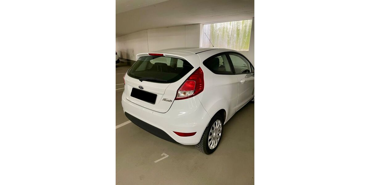 Ford Fiesta 146.400 km 3.900 &euro; Mönchengladbach 41065