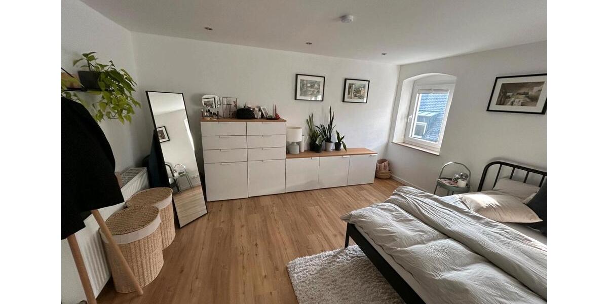 Einfamilienhaus Lappersdorf - 5 Zimmer, 210 m&sup2;, 2.190&euro; | Angebot:24808313