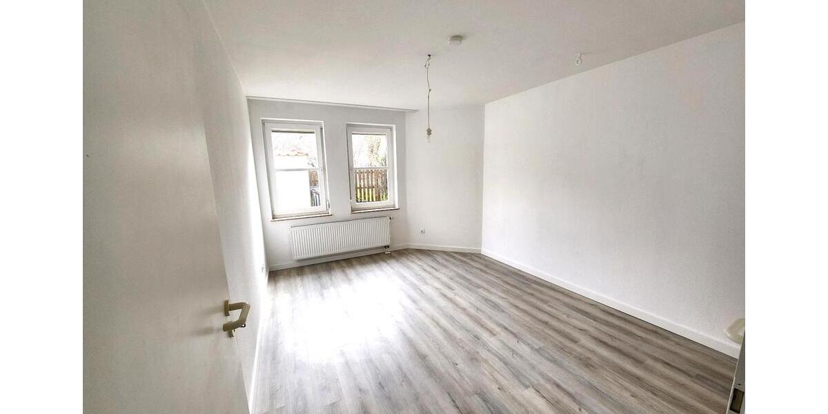 Etagenwohnung Bad Hersfeld - 2 Zimmer, 62 m&sup2;, 695&euro; | Angebot:27599894