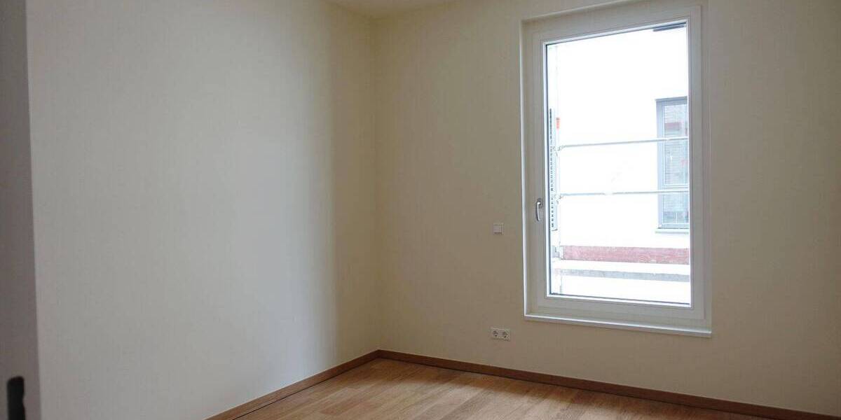 Etagenwohnung Tübingen Südstadt - 3 Zimmer, 82 m&sup2;, 1.760&euro; | Angebot:26694554