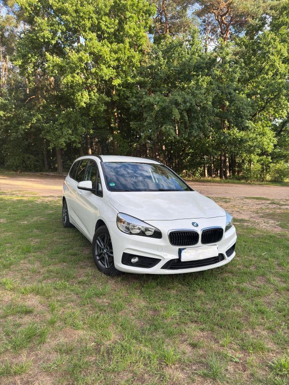 BMW 218 Gran Tourer 141.100 km 13.800 € Adelsdorf 91325