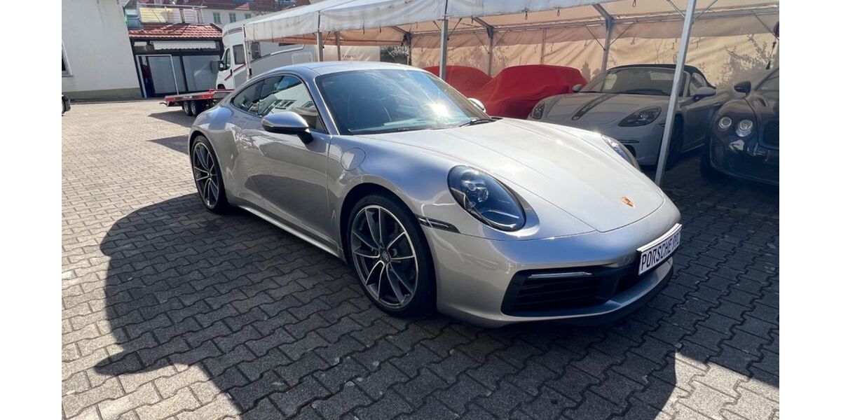 Porsche 992 6.001 km 106.992 &euro; Leinfelden-Echterdingen 70771