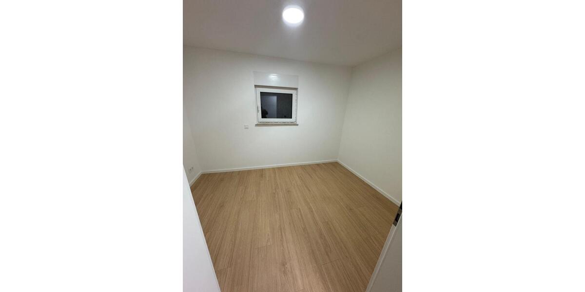 Etagenwohnung Marburg Marbach - 3 Zimmer, 90 m&sup2;, 1.150&euro; | Angebot:26342875