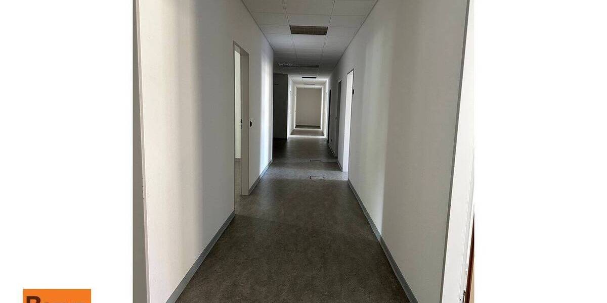 Gewerbeobjekt Villingen-Schwenningen Villingen - 8 Zimmer, 286 m&sup2;, 2.300&euro; | Angebot:25771332