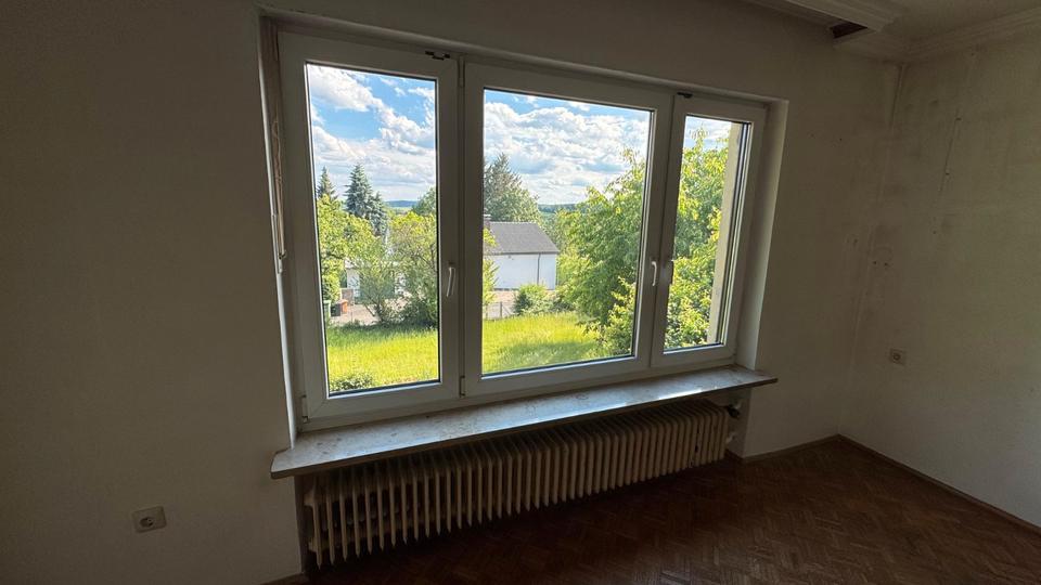 Einfamilienhaus Hof Christiansreuth - 6 Zimmer, 160 m&sup2;, 250.000&euro; | Angebot:27132106