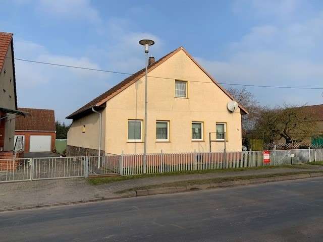 Haus zum Kaufen in Gülitz-Reetz 85.000 € 79 m²