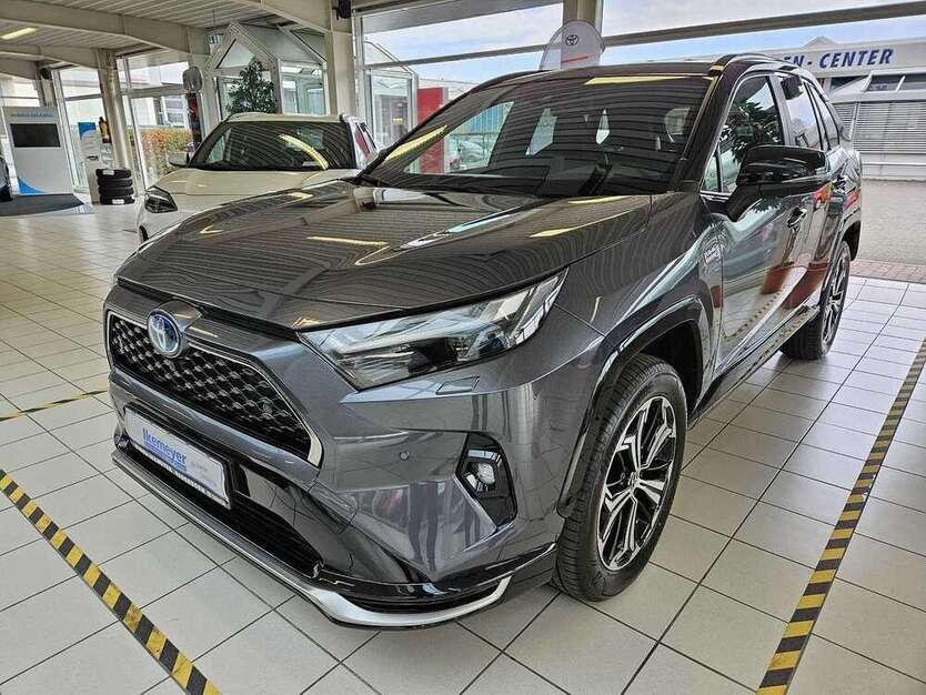 Toyota RAV 4 17.550 km 48.490 € Paderborn-Elsen 33104