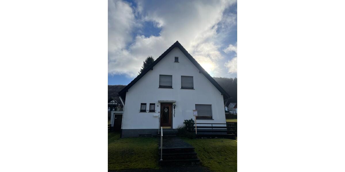 Einfamilienhaus Hellenthal - 3 Zimmer, 120 m&sup2;, 157.000&euro; | Angebot:24827042