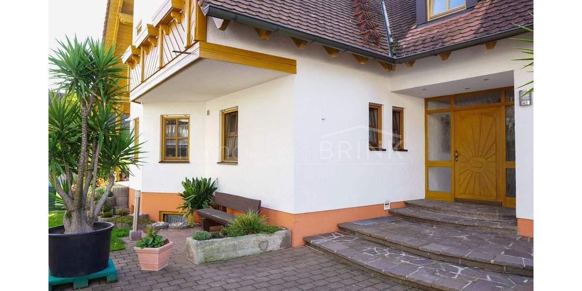 Gemütliche, helle 2-Zimmer Souterrain-Wohnung mit Einbauküche, Abstellraum, Garage 2 zimmer