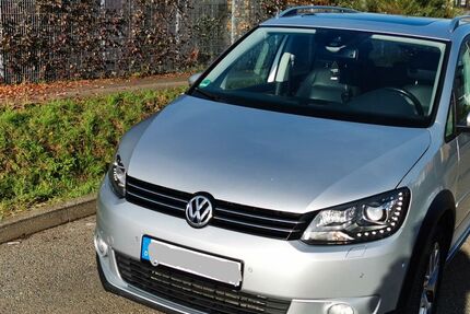 VW Touran 155.393 km 15.099 &euro; Dettingen unter Teck 73265