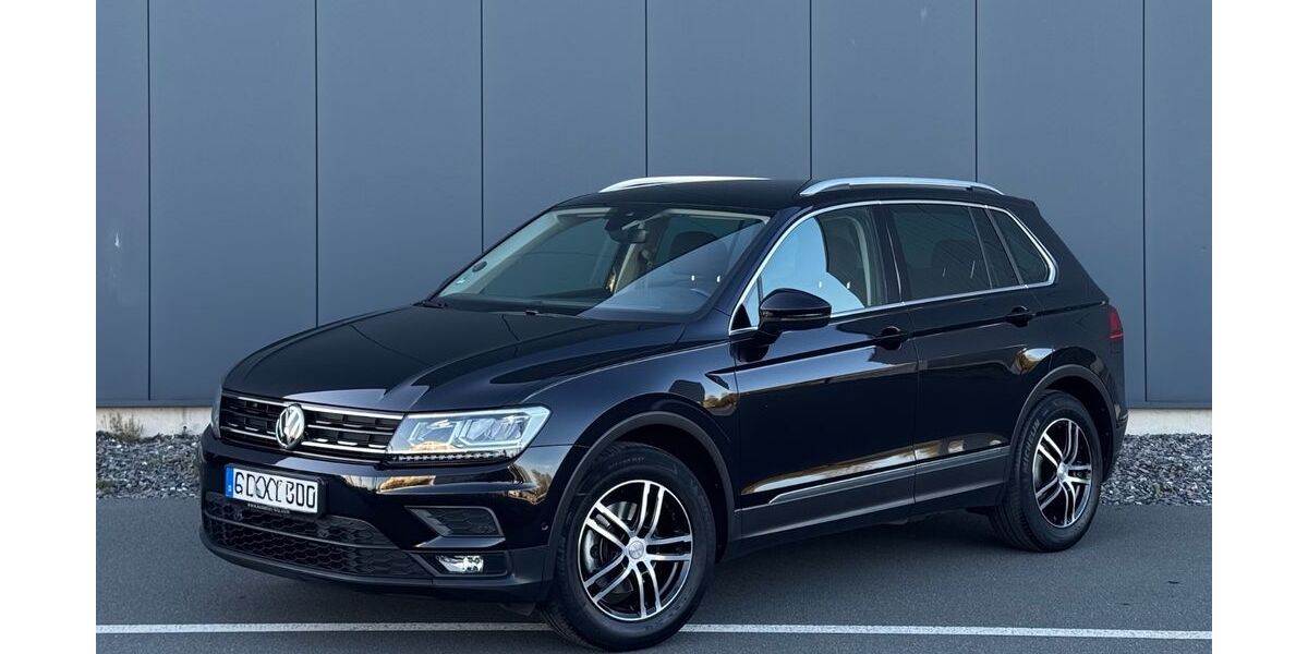 VW Tiguan 68.000 km 23.500 &euro; Gütersloh 33330