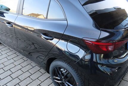 MG 3 2.000 km 22.300 &euro; Herschbach 56414