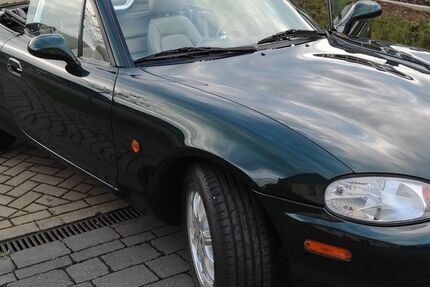 Mazda MX-5 48.000 km 10.900 &euro; Neversdorf 23816